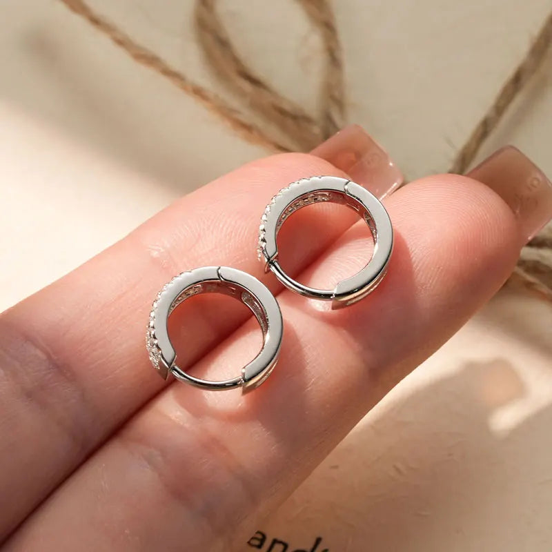 925 Sterling Silver Hoop Earrings 1mm Round Moissanite Diamond