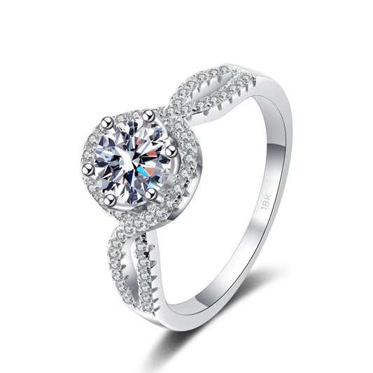 Designer 18K White Gold Moissanite Diamond Anniversary Ring