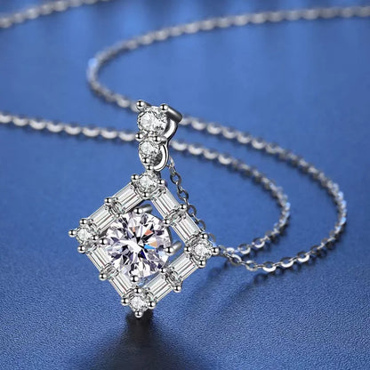 1ct Moissanite Diamond Pendant Necklaces