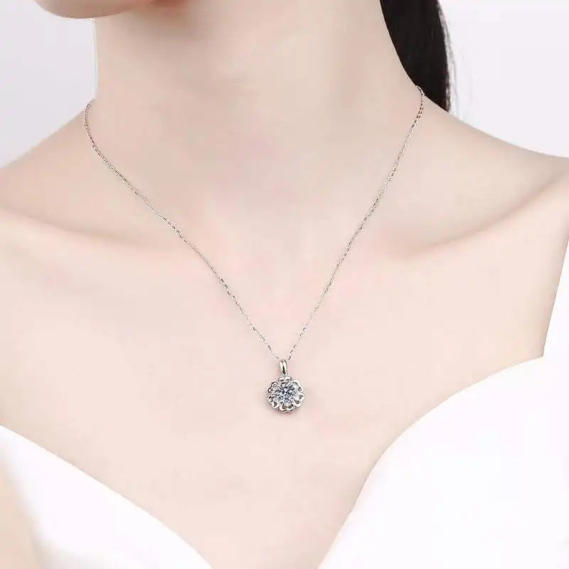 1 Carat Moissanite Clavicle Necklace