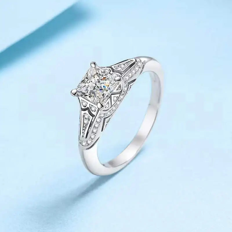 1-2ct Moissanite Engagement Diamond Ring