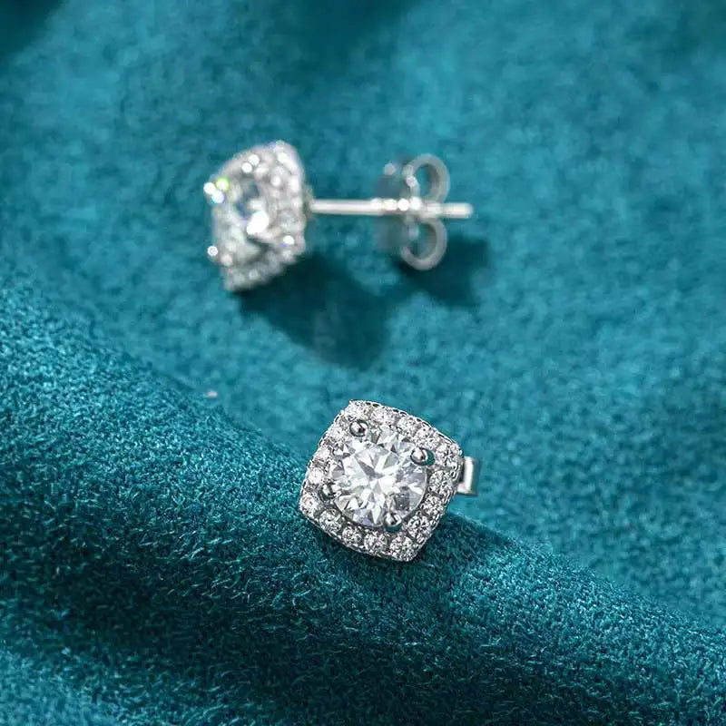 0.5 Carat Moissanite Stud Earrings