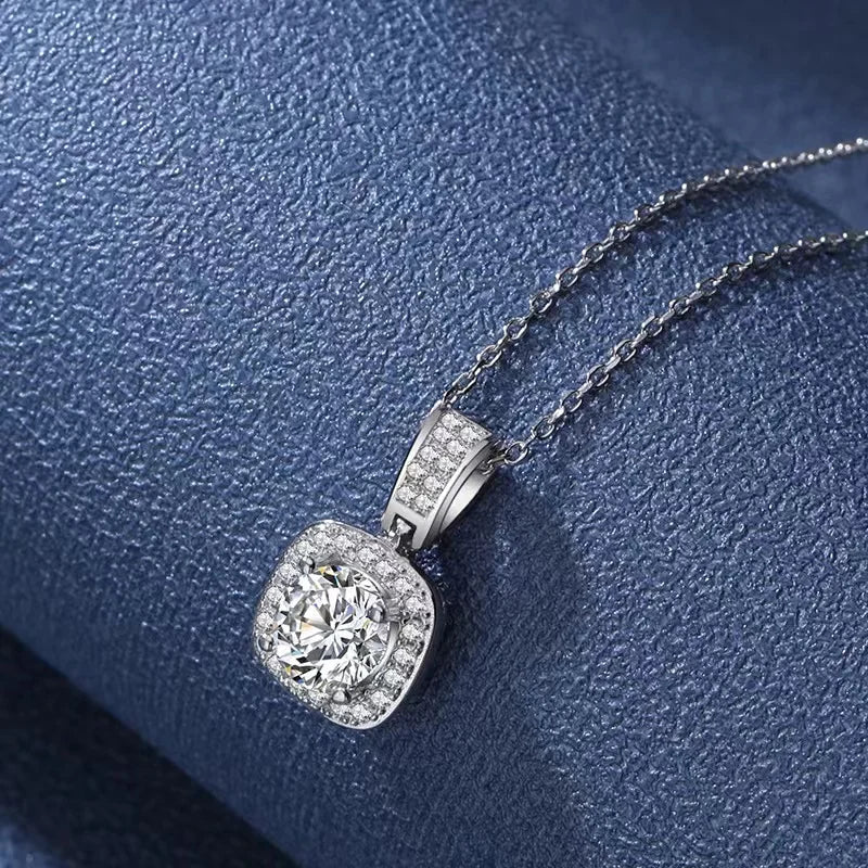 1 Ct Moissanite Necklace