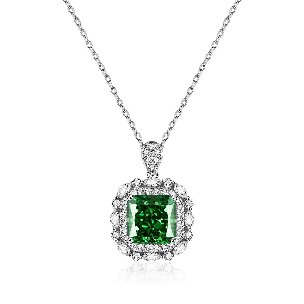 Sparkling Pendant Necklace Moissanite