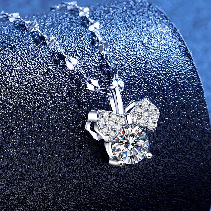 PT950 Platinum 1Ct Moissanite Necklace Enchanted Princess Lip Pendant Light Luxury Collarbone Chain Women Fashion Jewelry