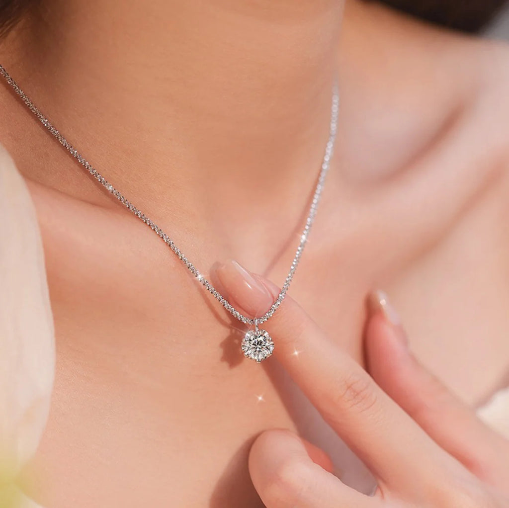 Moissanite Necklaces for Women 925 Sterling Silver Sparkling Cauliflower Chain with 2CT Diamond Pendant Dainty Jewelry Gift
