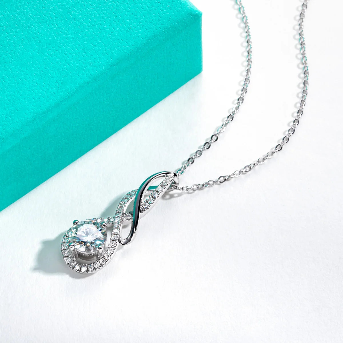 2ct D Color Moissanite Diamond Pendant – 925 Sterling Silver