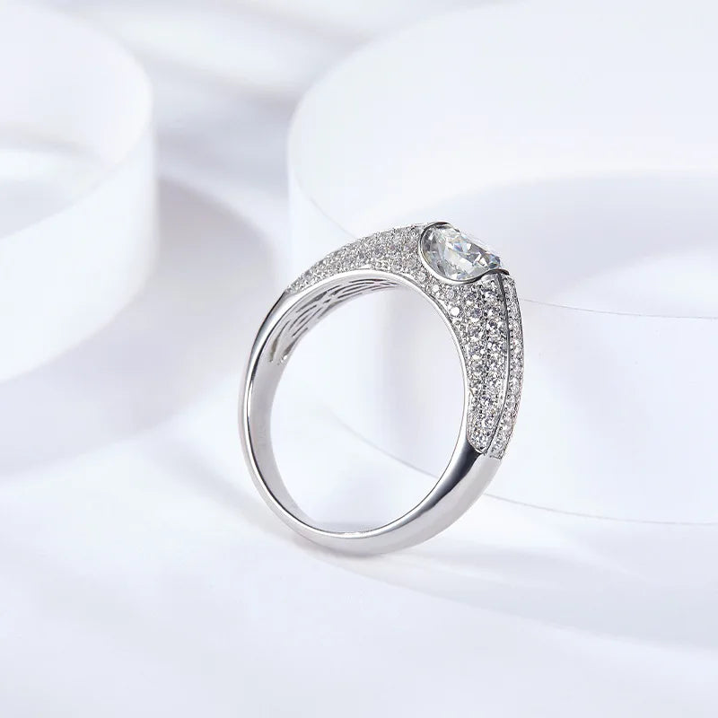 Moissanite Men Ring S925 Silver Round 2 Carat Plated Gold Ring Engagement Jewelry