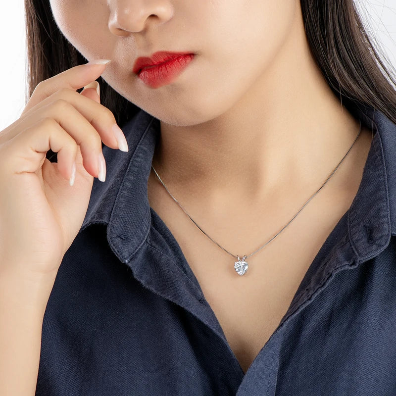 Moissanite Heart Pendant Necklace 2.0ct
