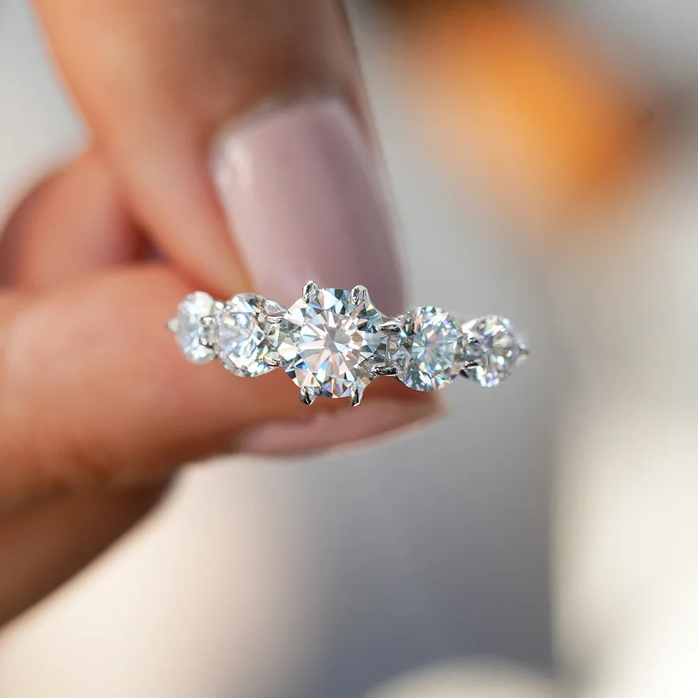 Moissanite Women Engagement Jewelry 2.6 Carat 925 Sterling Silver Female Wedding Rings