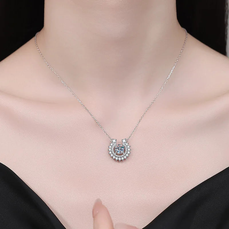Moissanite Necklace Horseshoe PT950 U-Shape Full Diamond Pendant Radiant Platinum Jewelry Versatile Women's Luxury Gift