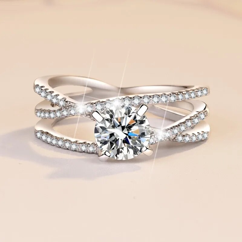 1 Carat Moissanite Engagement Rings