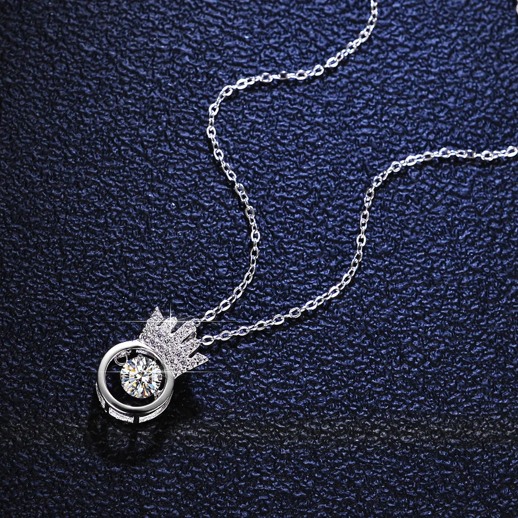 Platinum Pt950 Pendant 0.5 Carat Moissanite Diamond Smart Necklace for Women Crown Beating Heart Clavicle Chain Fine Jewelry