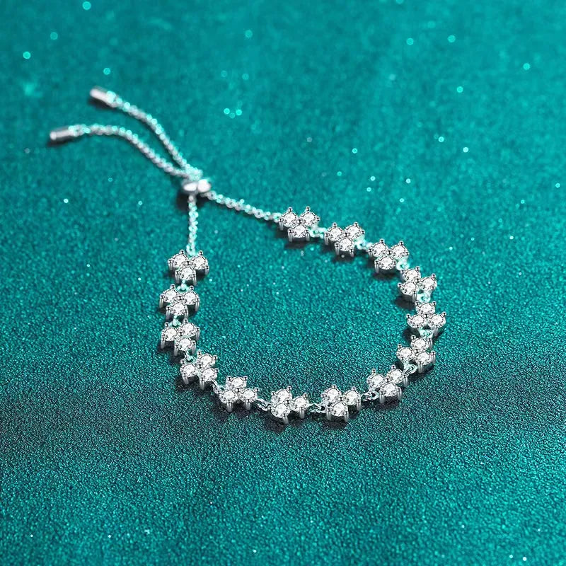 4.2ct Moissanite Clover Bracelet