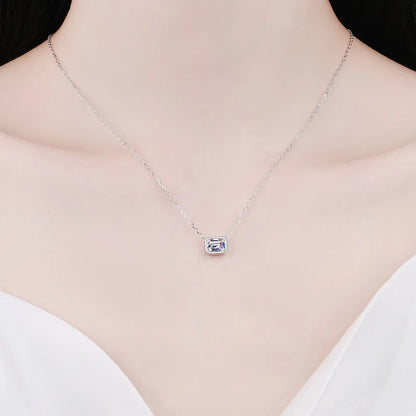 Moissanite Diamond Exquisite Choker Pendant