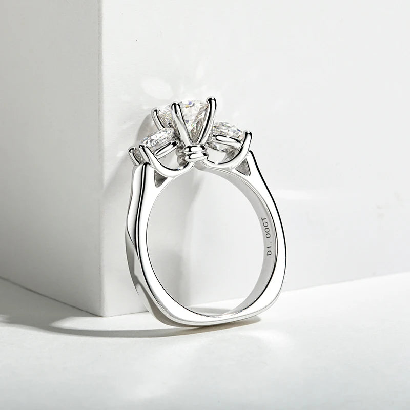 Three Stones 925 Sterling Silver Wedding Engagement Ring For Women 2.2 Carat D Color Moissanite Diamond Fine Jewelry