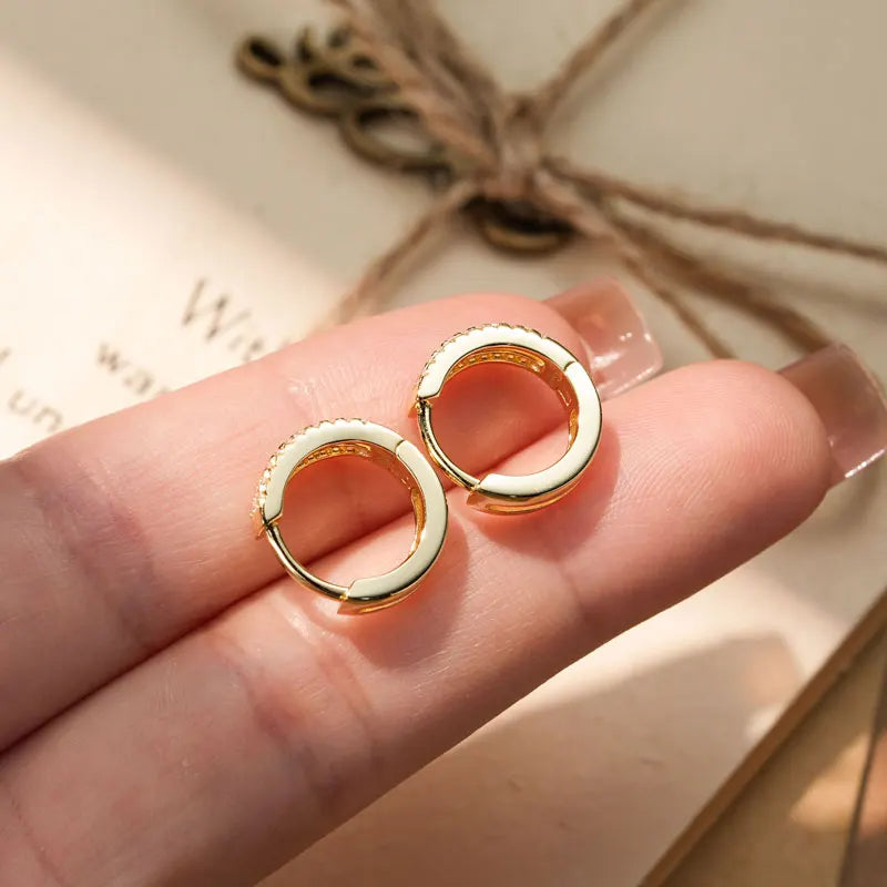 925 Sterling Silver Hoop Earrings 1mm Round Moissanite Diamond