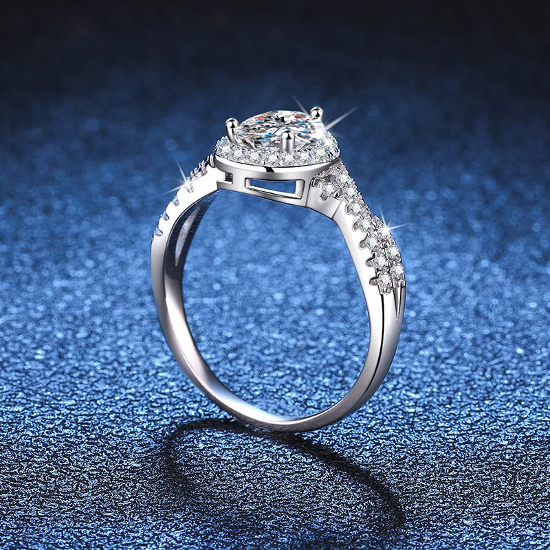 1CT Moissanite Diamond Engagement Ring