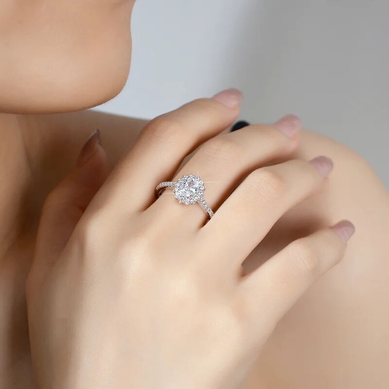 1 Carat Moissanite Engagement Rings