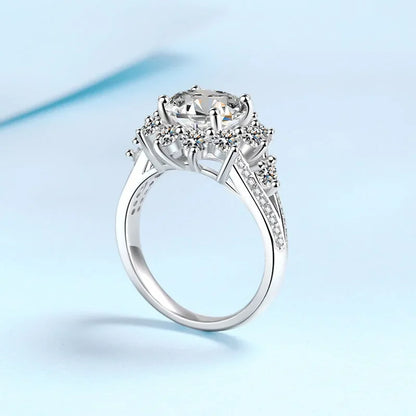 Platinum PT950 Moissanite Diamond Wedding Ring