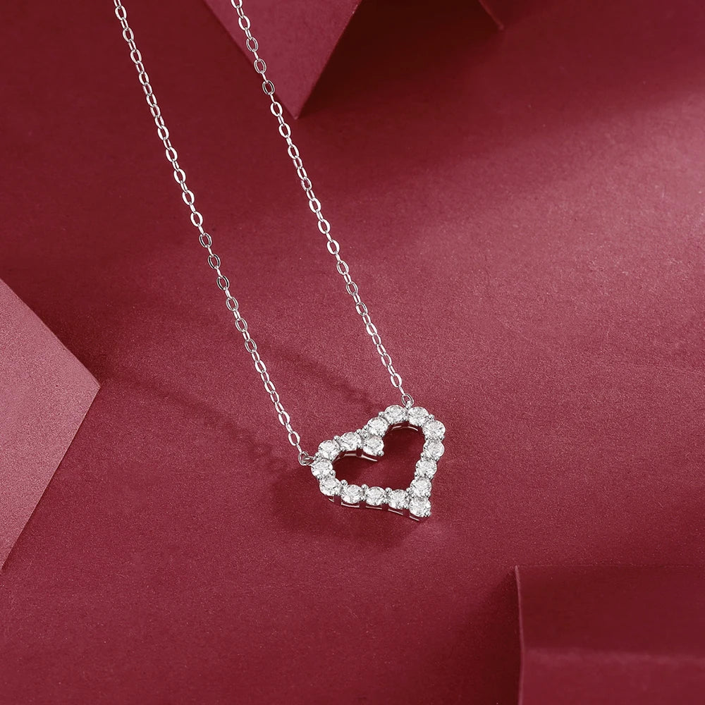 Heart Shaped Moissanite Pendant Necklace for Women S925 Silver Diamond Clavicle Chain Birthday Party Jewelry Gift Korean Fashion