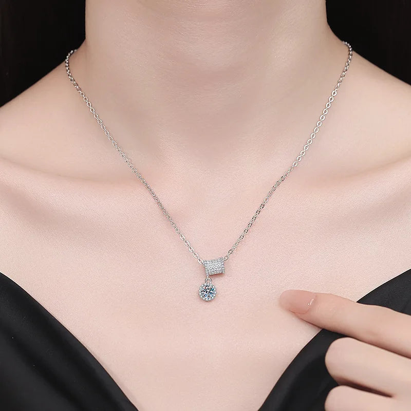 moissanite PT950 necklace light luxury small waist platinum necklace female niche collarbone chain pendant
