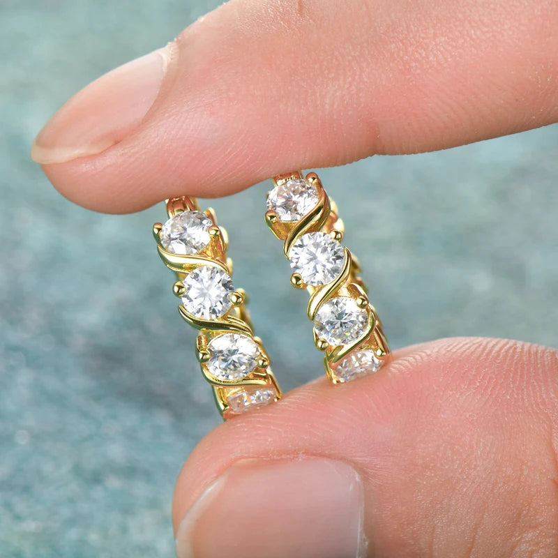 4.8CTTW Sparkling Round Cut Moissanite Earring