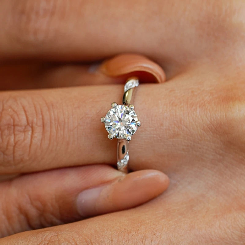 Women Engagement 18K White Gold Wedding Band 0.5/1/1.5/2/3CT VVS D Color Moissanite Diamond PT950 Platinum Girl Birthday Gift