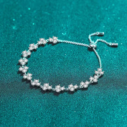 4.2ct Moissanite Clover Bracelet