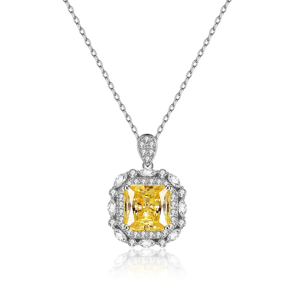 Sparkling Pendant Necklace Moissanite