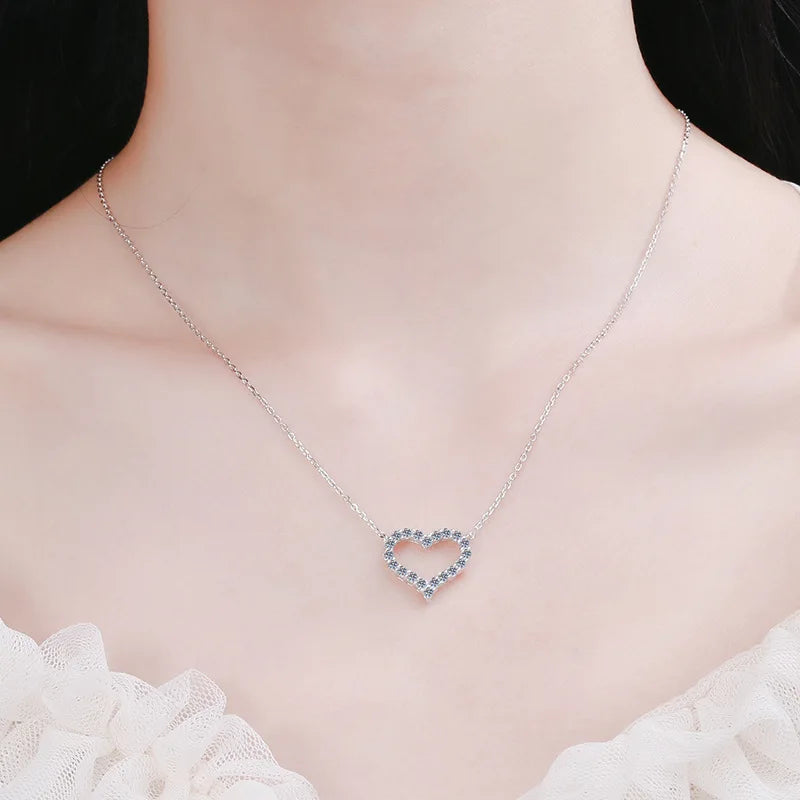 Moissanite Diamonds Heart Necklace