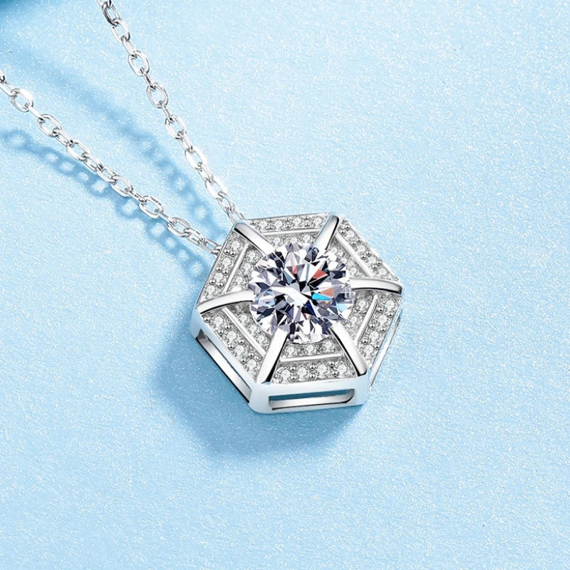 Birthday Gift Necklaces 1CT Moissanite Diamond Mother's Day 18K White Gold Girl Valentine's Day PT950 Platinum Hexagram Pendant