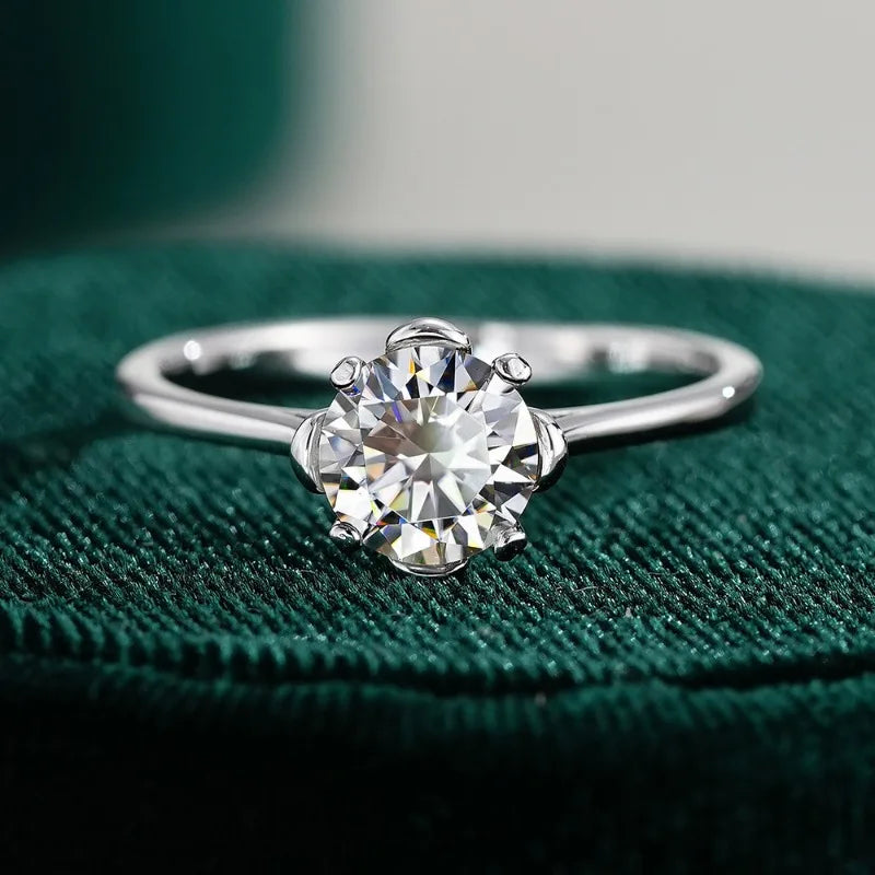 Valentine's Day 18K White Gold Women Rings 0.5CT Moissanite Diamond Girl Wedding Band PT950 Platinum Birthday Gift Fine Jewelry