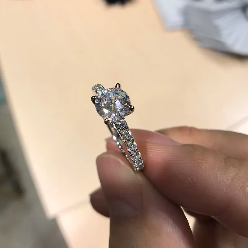 1 Carat Moissanite Wedding Ring