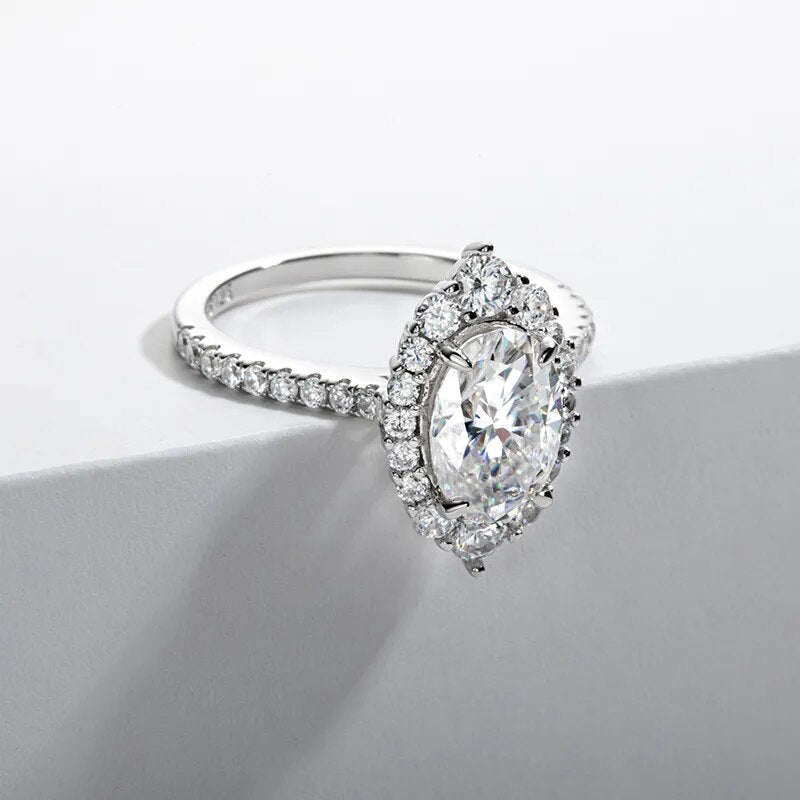 2.5 Carat Moissanite Engagement Rings