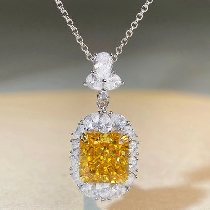 Pendant Necklace Moissanite