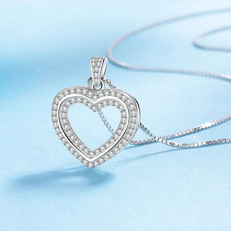 Girl Valentine's Day 18K White Gold Gorgeous Birthday Gift 0.385CT Moissanite Diamond PT950 Women Wedding Heart Shaped Necklaces