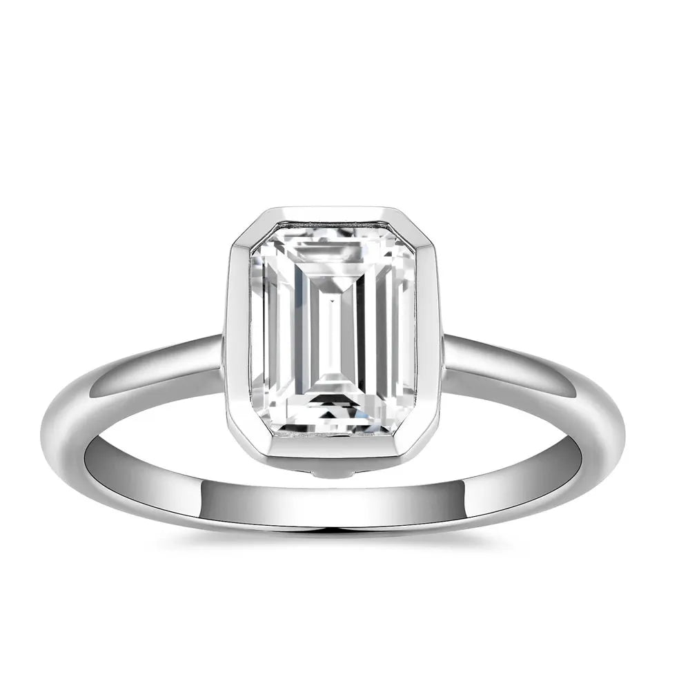 Emerald Cut Moissanite Solitaire Ring - D VVS1 S925 Silver 2ct