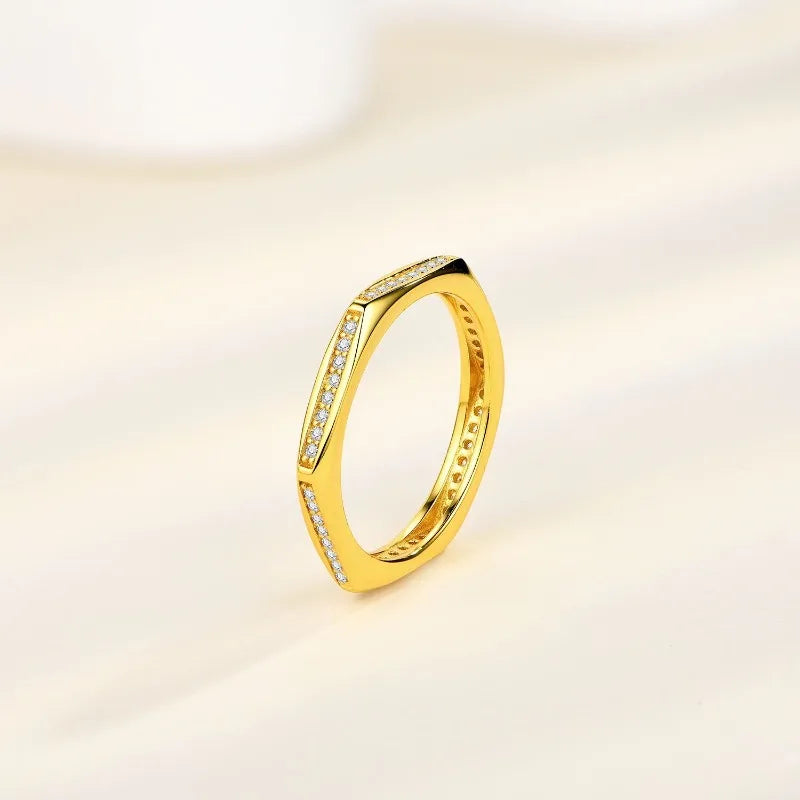 Moissanite Girl Wedding Band