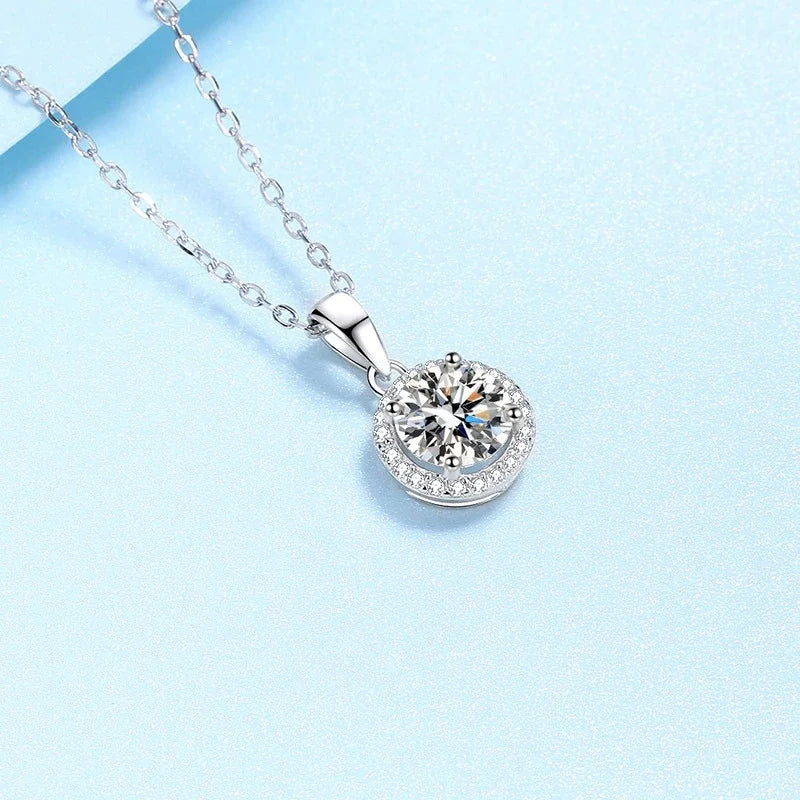 Valentine's Day 18K White Gold Necklace Women Wedding 1CT Moissanite Diamond Collarbone Chain Pendant Girl Birthday Gift Jewelry