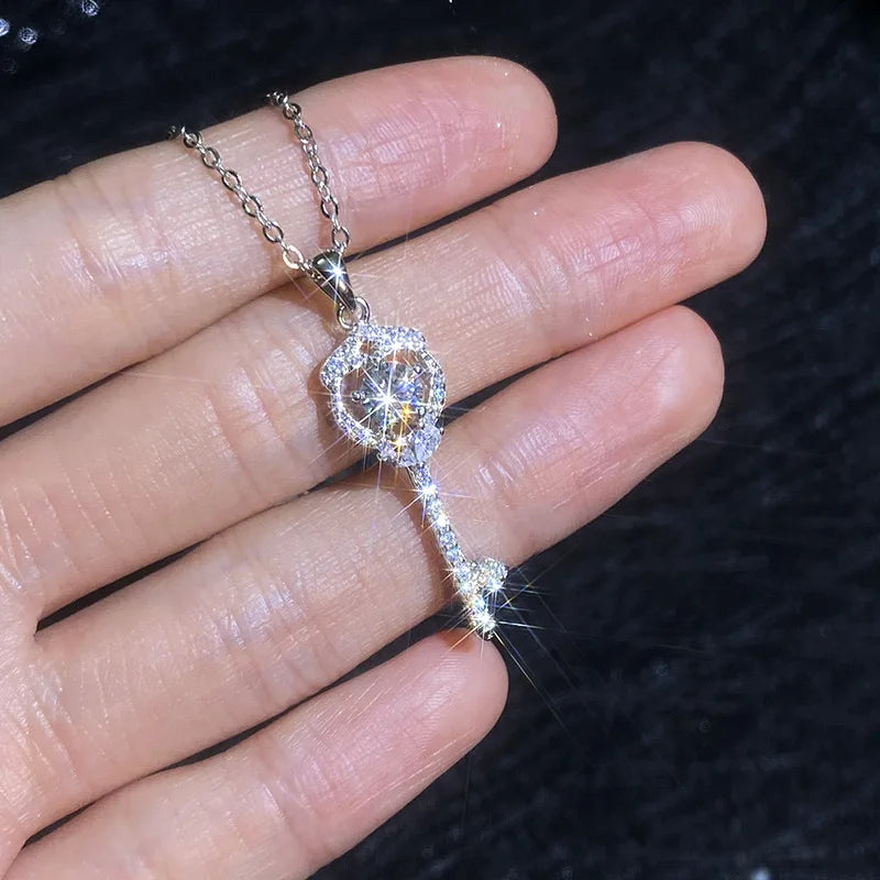 PT950 platinum moissanite diamond necklace female Korean white gold moissanite key fashion collarbone chain