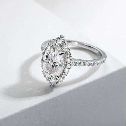 2.5 Carat Moissanite Engagement Rings