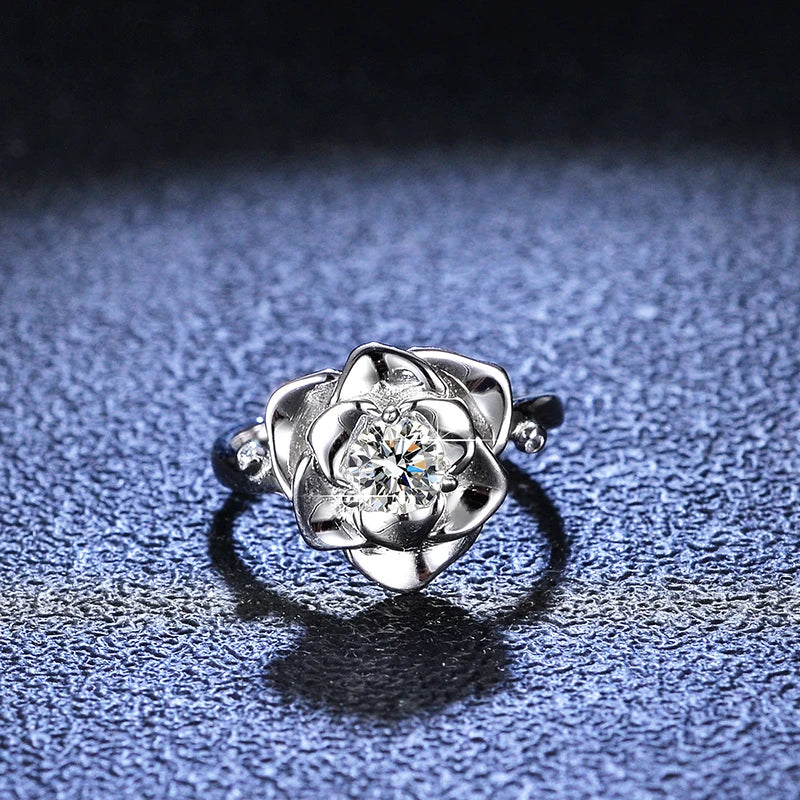 Moissanite Diamond Engagement Ring