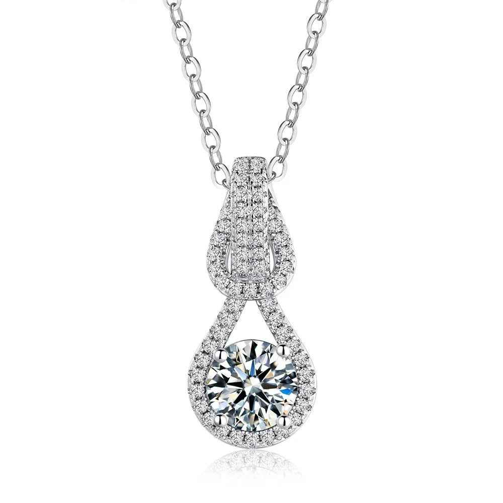 18k White Gold 1ct Moissanite Diamond Necklace Pendant for Women Classic Interlocking Platinum Pt950 Accessories Jewelry