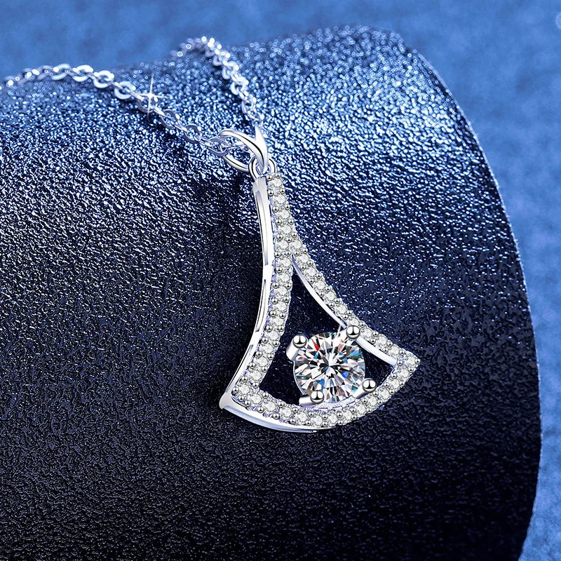 PT950 Skirt Pendant Necklace Korean Minimalist Collarbone Chain Light Luxury Moissanite Jewelry