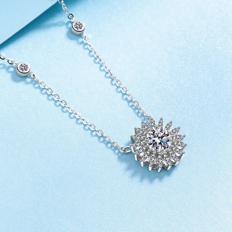 Lover Valentine's Day 18K White Gold Girl Birthday Gift 1CT Moissanite Diamond Women Wedding PT950 Platinum Sunflower Necklaces