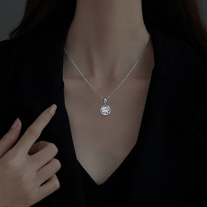 Moissanite Pendant 2.0carat