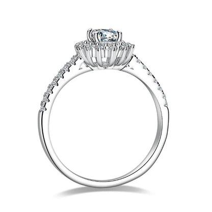 1 Carat Moissanite Engagement Rings