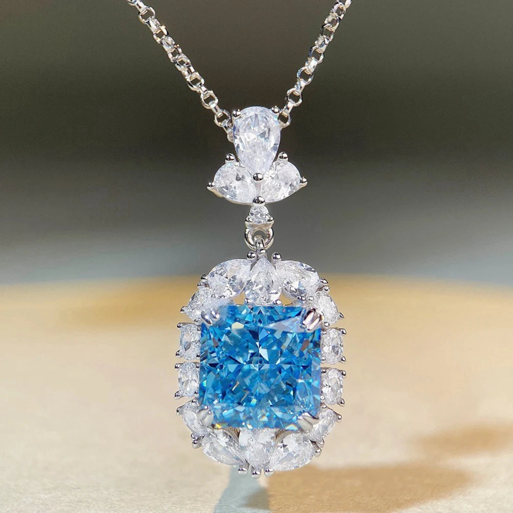 Pendant Necklace Moissanite