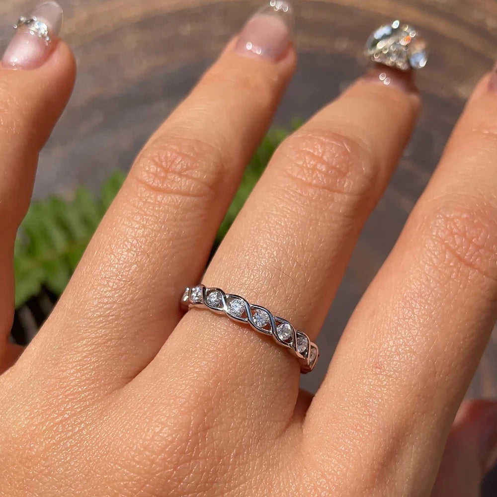 Moissanite Rings for Women Men S925 Sterling Silver Plated 18K 2mm D Color